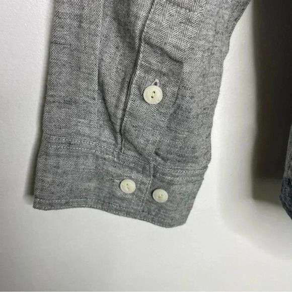 Carbon2Cobalt Men’s Long Sleeve Gray Button Up Shirt Size Large - Picture 3 of 7